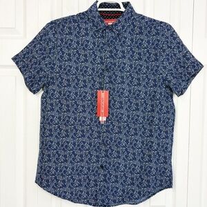 NWT Report Collection Blue Floral Hyper Stretch Short Sleeve Button Down Shirt